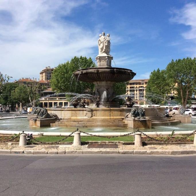 Le Petit Charrier Daire Aix-en-Provence Dış mekan fotoğraf